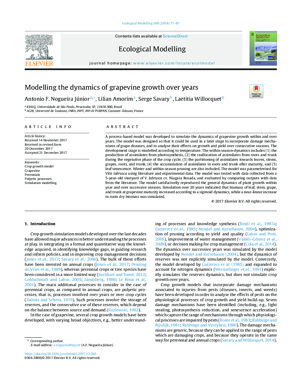 Modelling the dynamics of grapevine growth over years