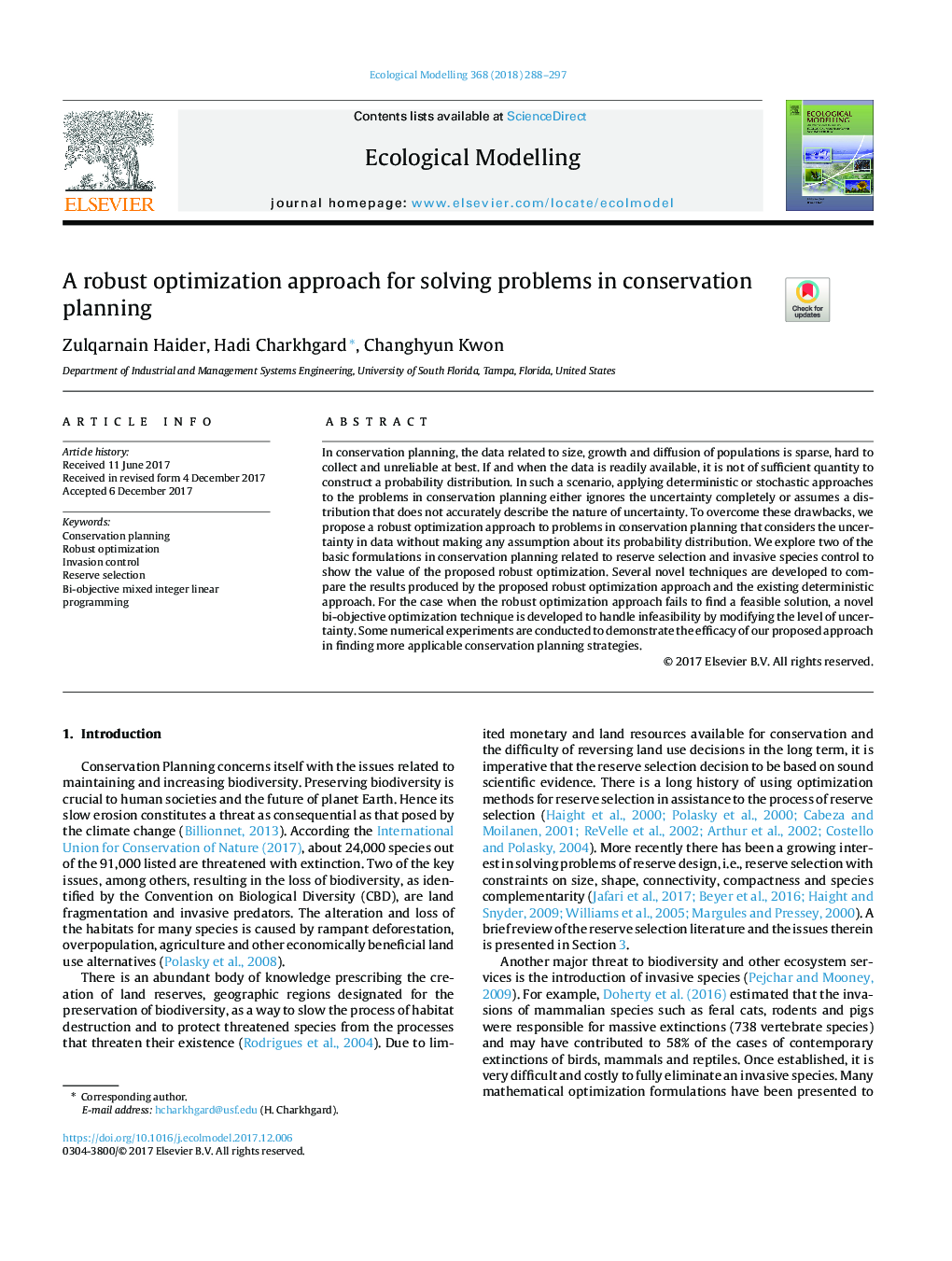 A robust optimization approach for solving problems in conservation planning