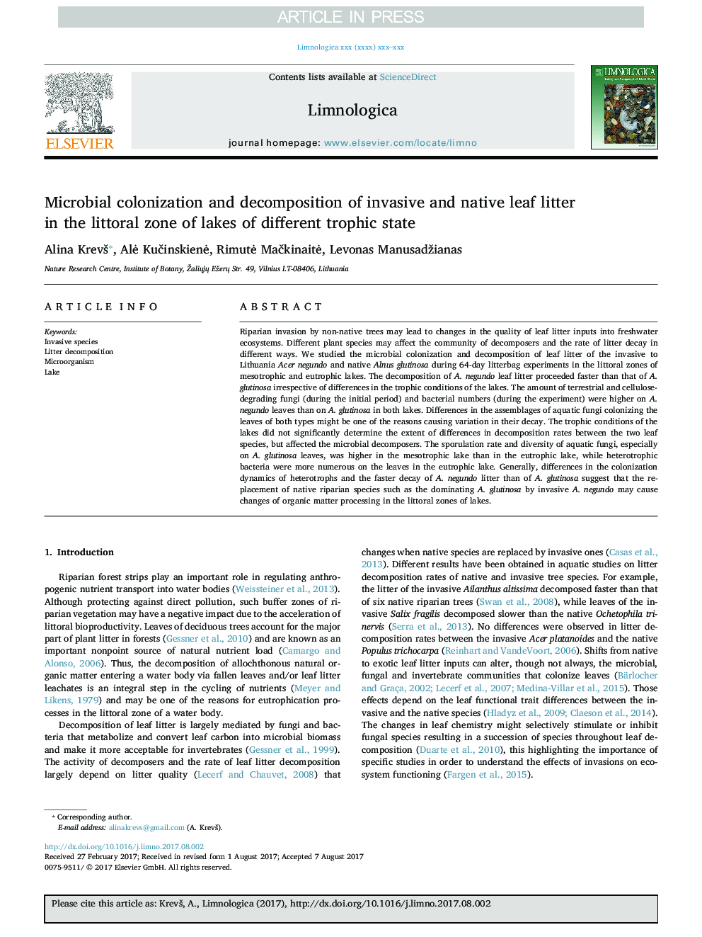 Microbial colonization and decomposition of invasive and native leaf litter in the littoral zone of lakes of different trophic state