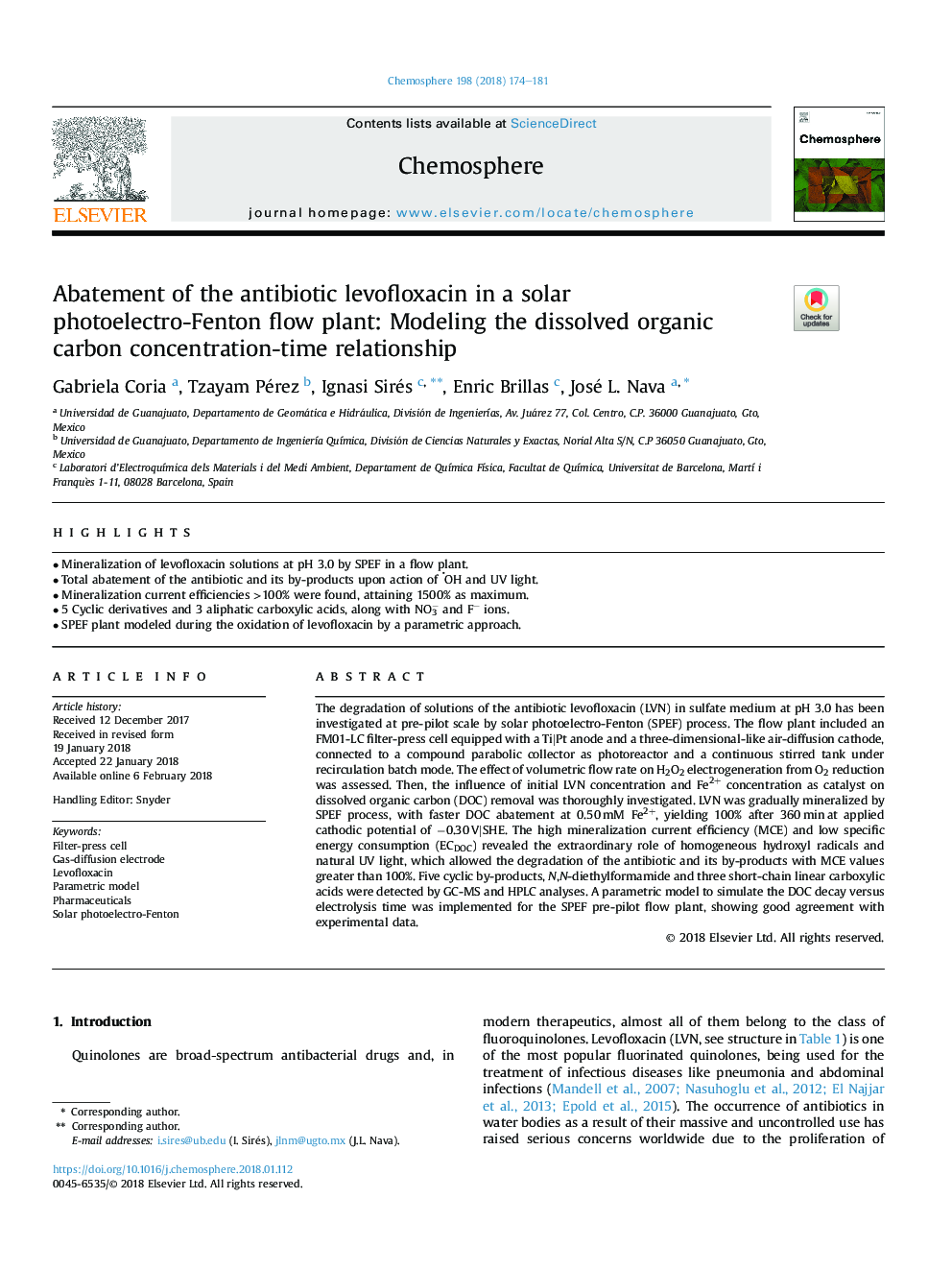 کاهش آنتی بیوتیک لووفلوکساسین در یک گیاه جابجایی فتوالکترومغناطیسی فنتون: مدلسازی رابطه غلظت کربن آلی محلول-زمان 