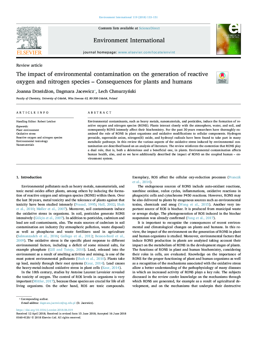 The impact of environmental contamination on the generation of reactive oxygen and nitrogen species - Consequences for plants and humans