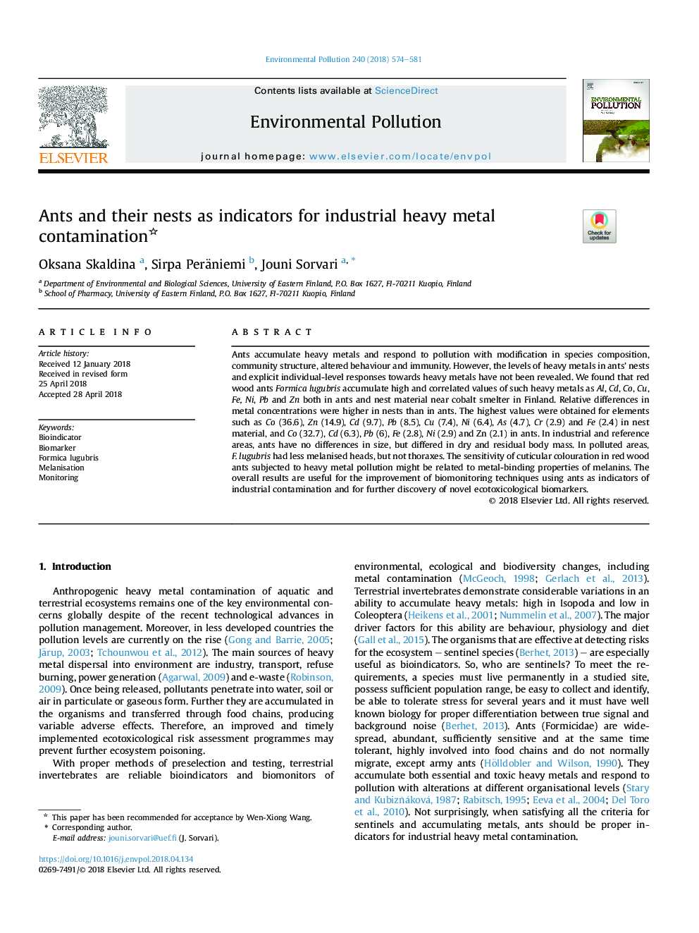 Ants and their nests as indicators for industrial heavy metal contamination