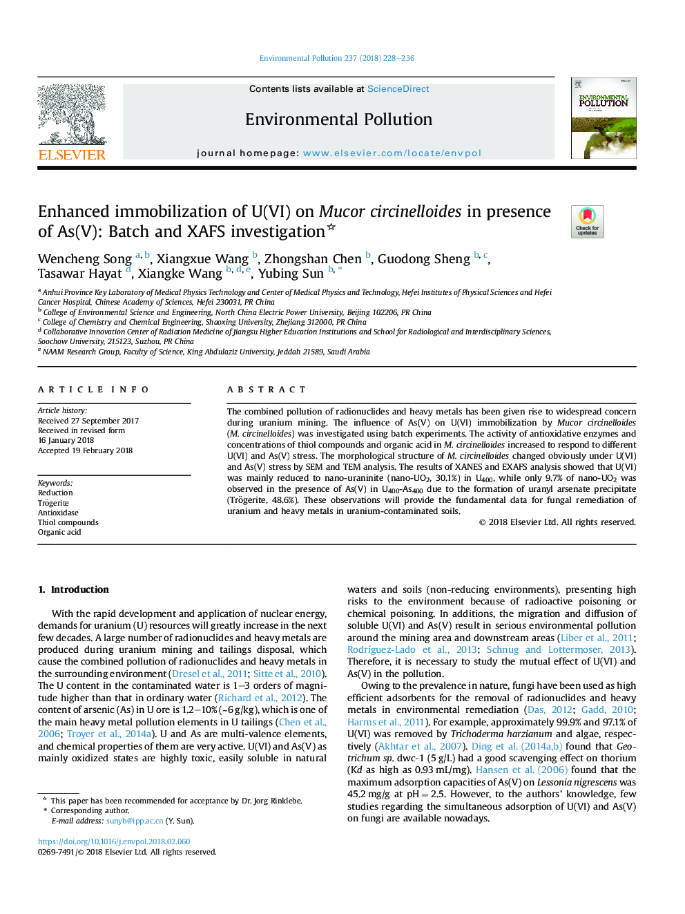 Enhanced immobilization of U(VI) on Mucor circinelloides in presence of As(V): Batch and XAFS investigation