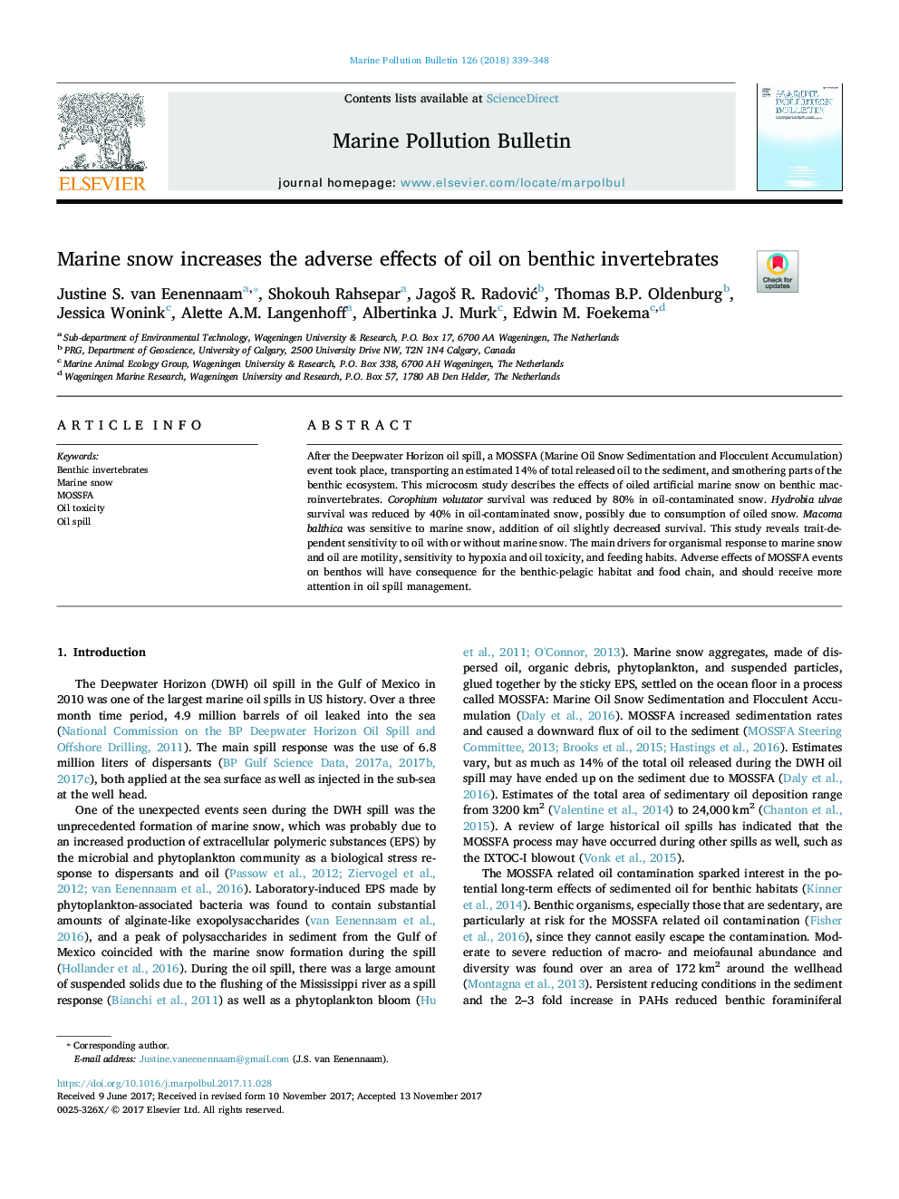 Marine snow increases the adverse effects of oil on benthic invertebrates