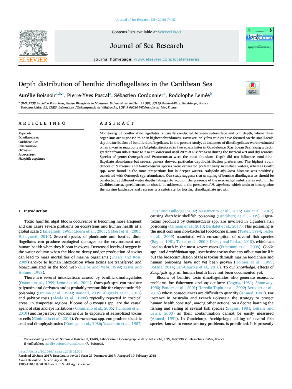 Depth distribution of benthic dinoflagellates in the Caribbean Sea