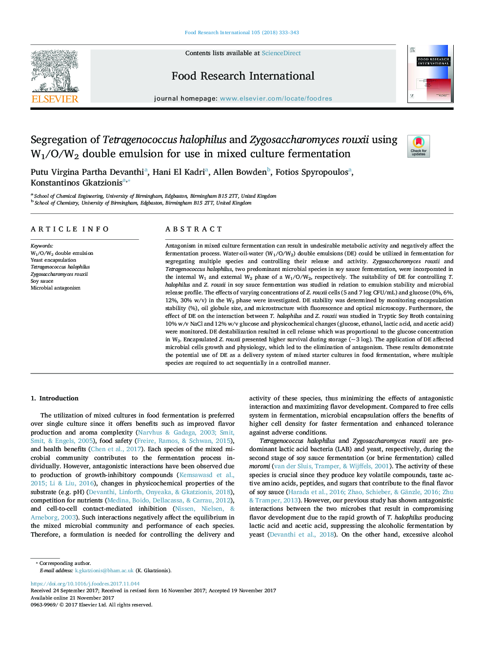 Segregation of Tetragenococcus halophilus and Zygosaccharomyces rouxii using W1/O/W2 double emulsion for use in mixed culture fermentation