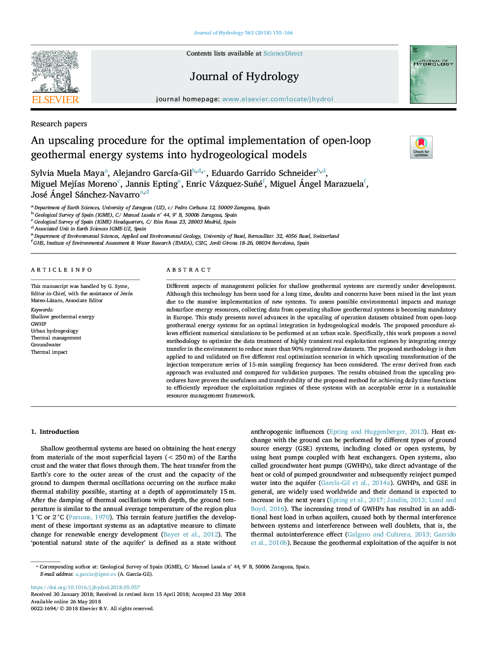 An upscaling procedure for the optimal implementation of open-loop geothermal energy systems into hydrogeological models