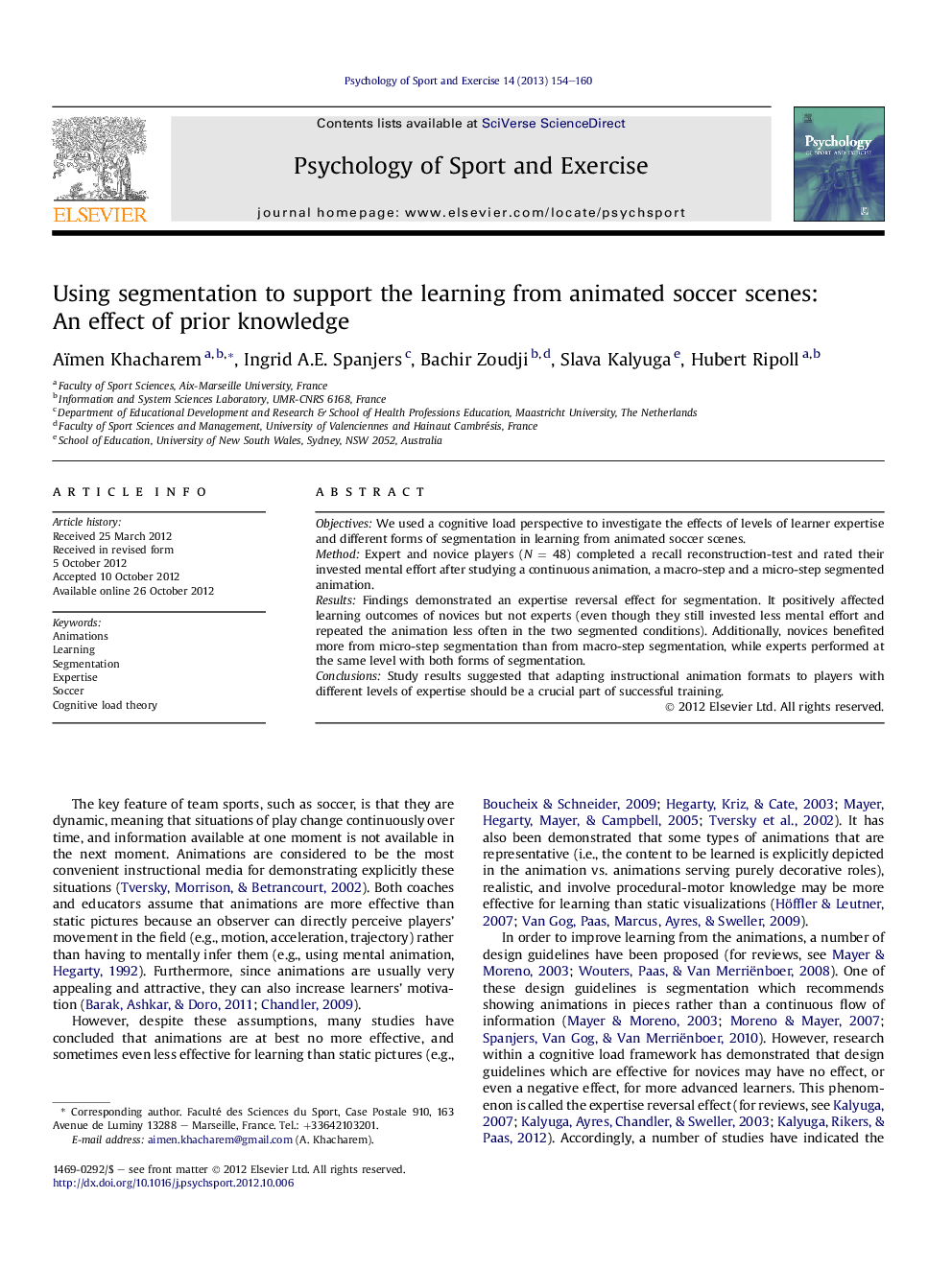 Using segmentation to support the learning from animated soccer scenes: An effect of prior knowledge