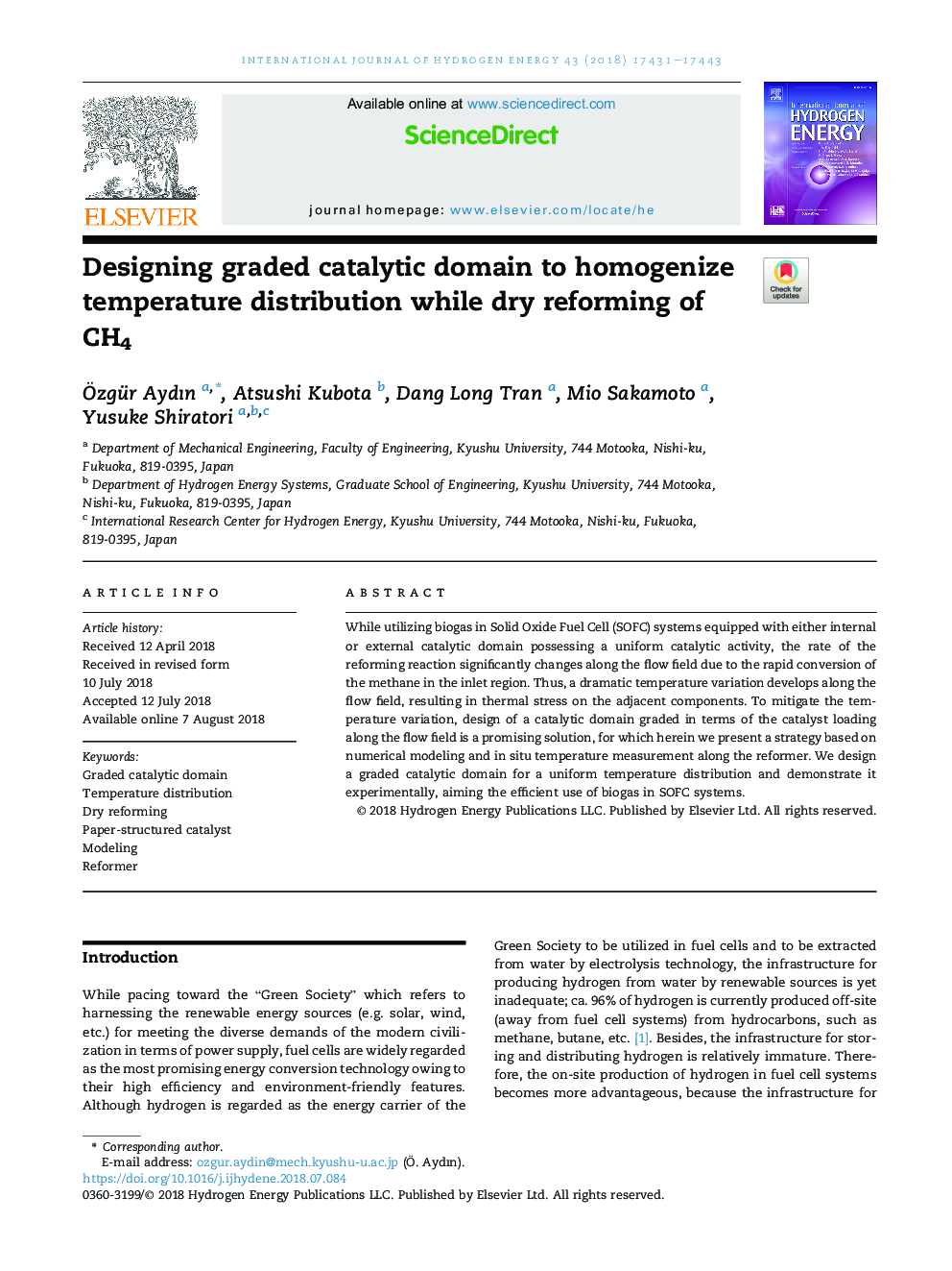 Designing graded catalytic domain to homogenize temperature distribution while dry reforming of CH4