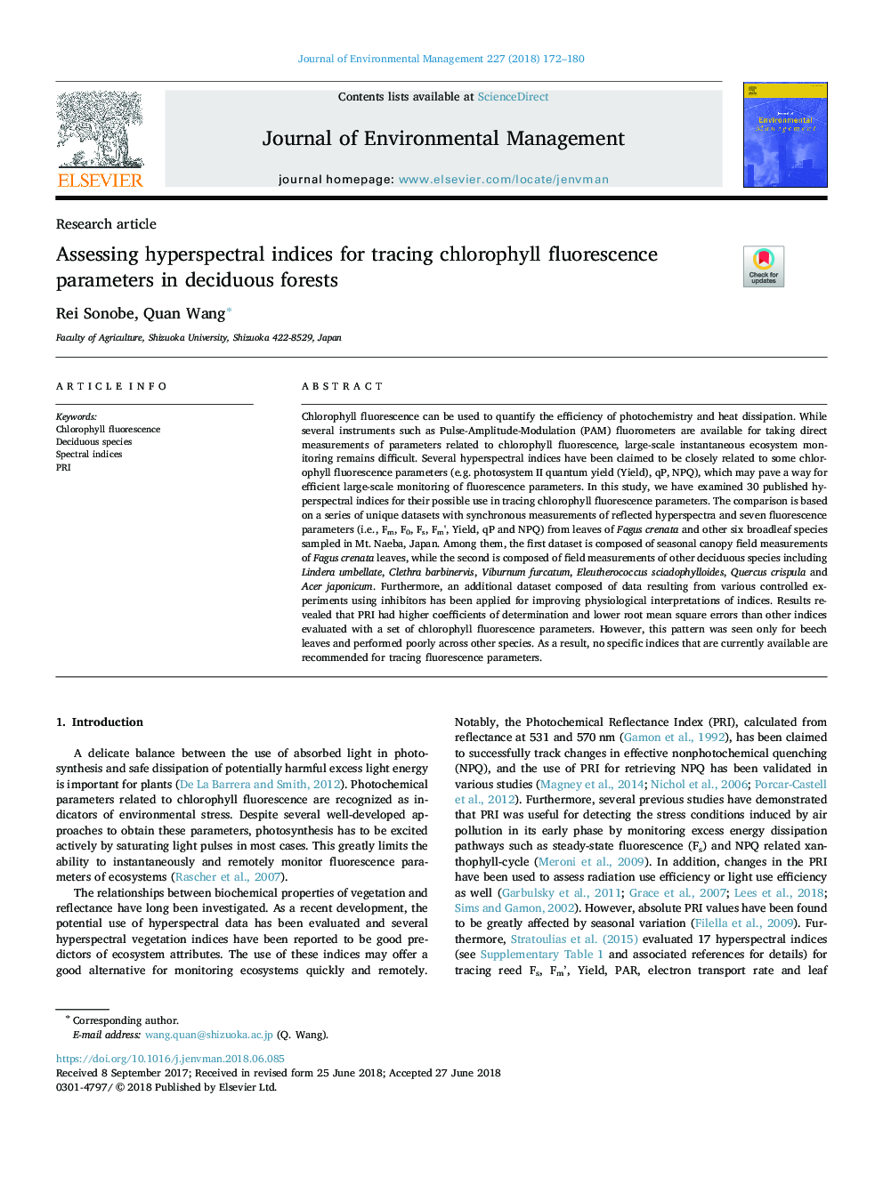 Assessing hyperspectral indices for tracing chlorophyll fluorescence parameters in deciduous forests