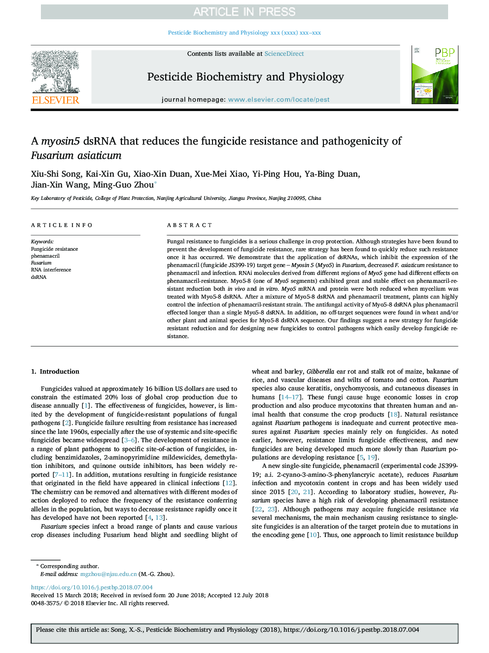 A myosin5 dsRNA that reduces the fungicide resistance and pathogenicity of Fusarium asiaticum