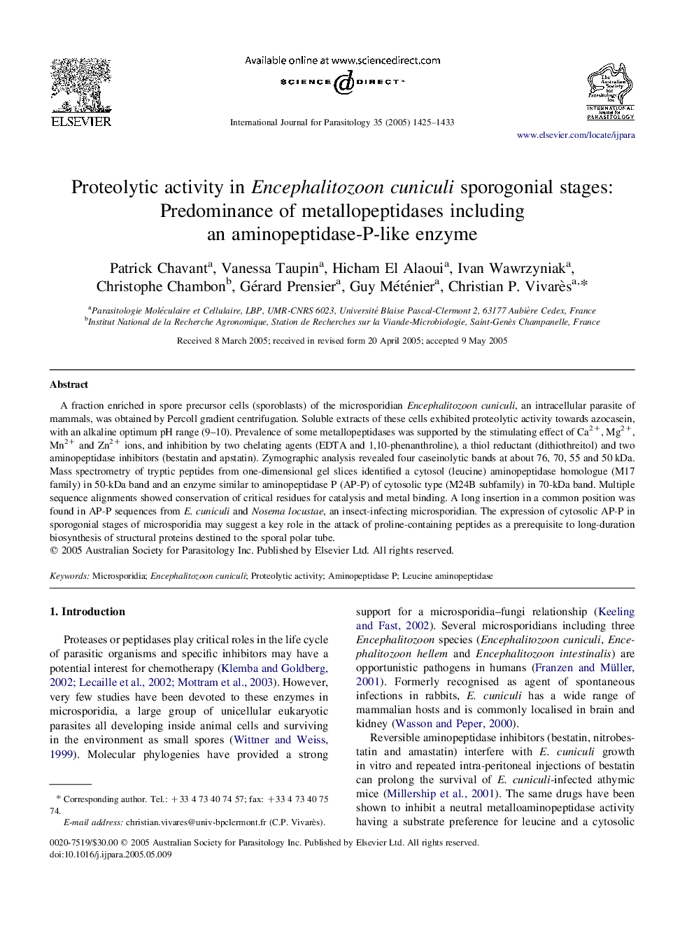 Proteolytic activity in Encephalitozoon cuniculi sporogonial stages: Predominance of metallopeptidases including an aminopeptidase-P-like enzyme