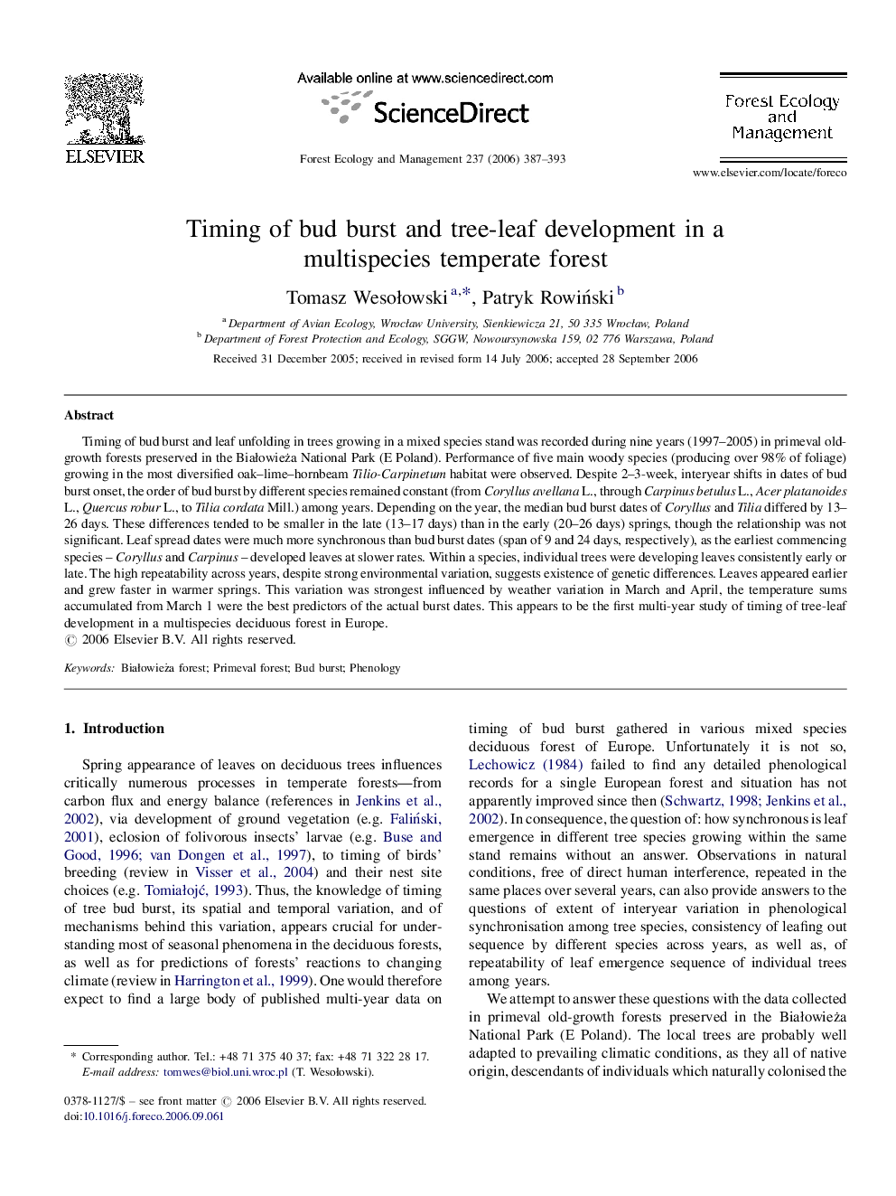 Timing of bud burst and tree-leaf development in a multispecies temperate forest