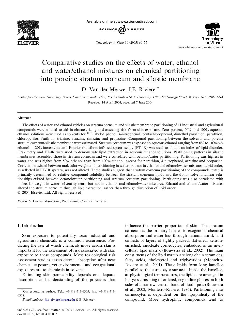 Comparative studies on the effects of water, ethanol and water/ethanol mixtures on chemical partitioning into porcine stratum corneum and silastic membrane