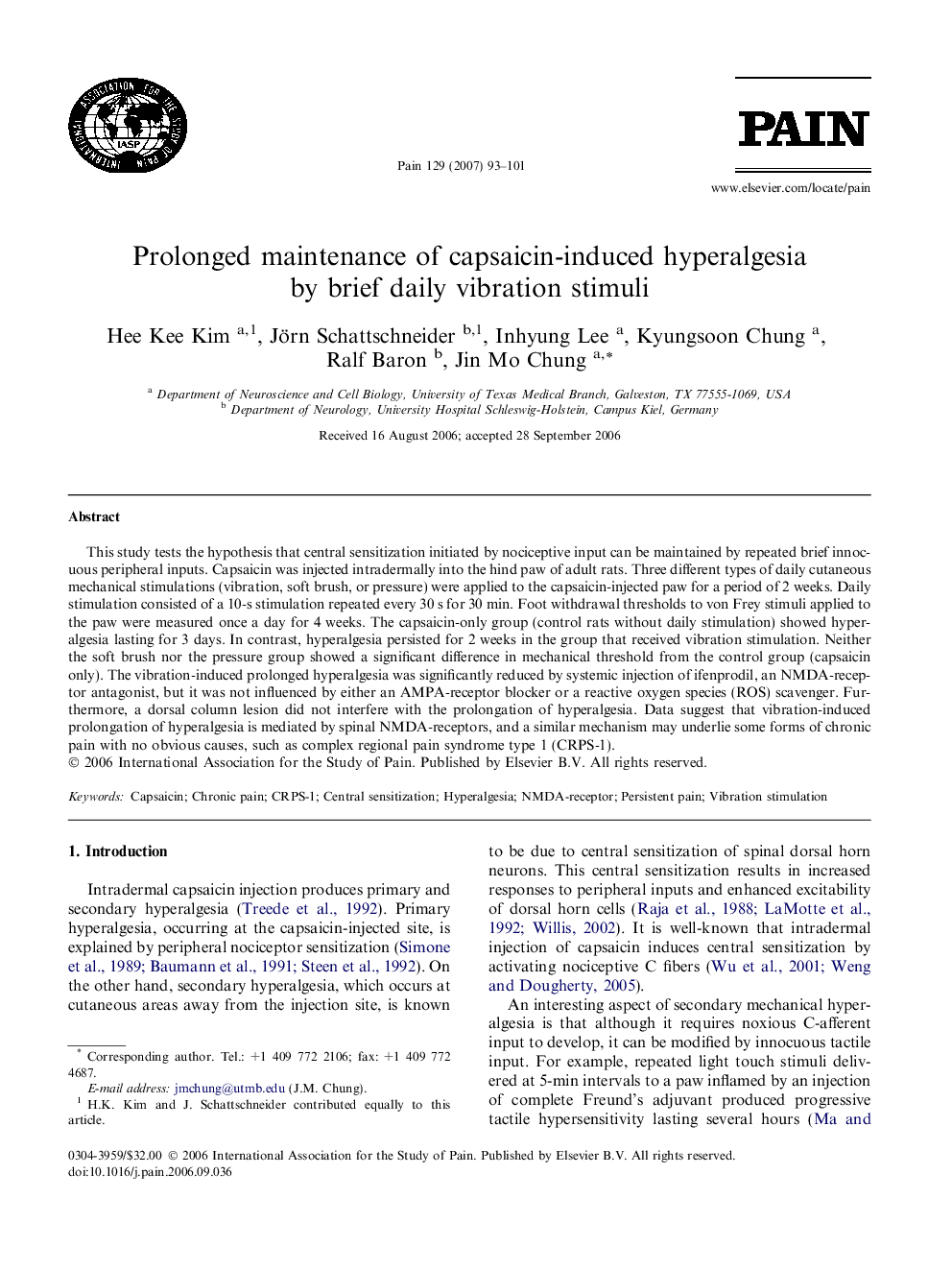 Prolonged maintenance of capsaicin-induced hyperalgesia by brief daily vibration stimuli