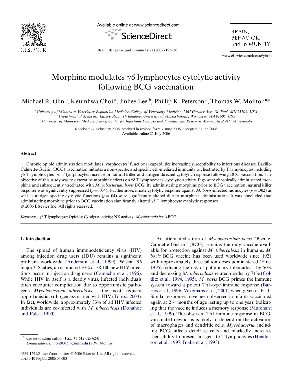 Morphine modulates γδ lymphocytes cytolytic activity following BCG vaccination