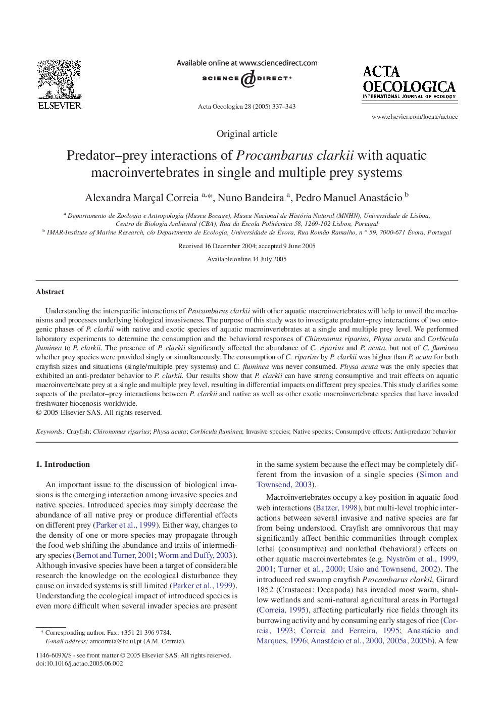 Predator-prey interactions of Procambarus clarkii with aquatic macroinvertebrates in single and multiple prey systems