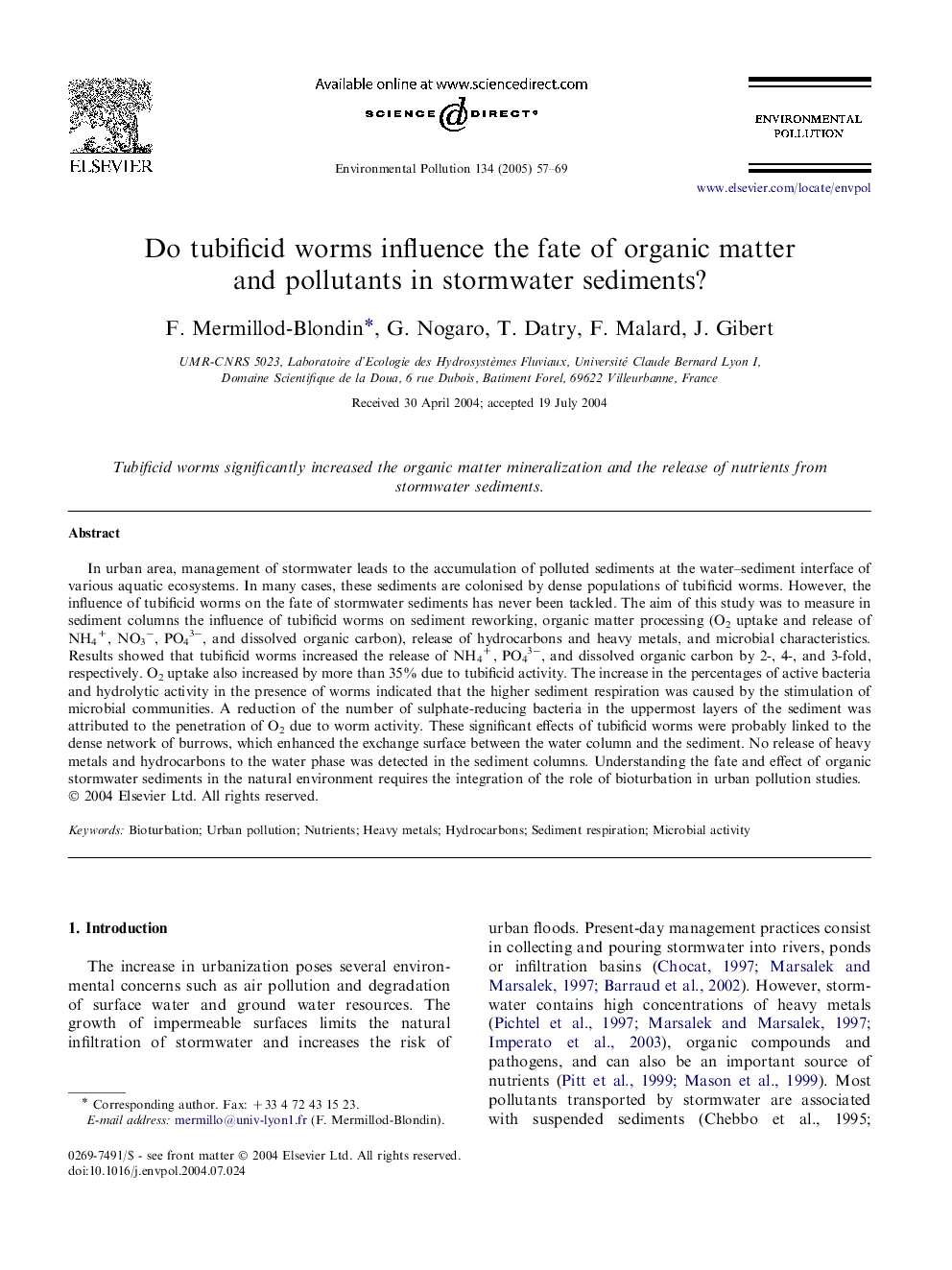 Do tubificid worms influence the fate of organic matter and pollutants in stormwater sediments?