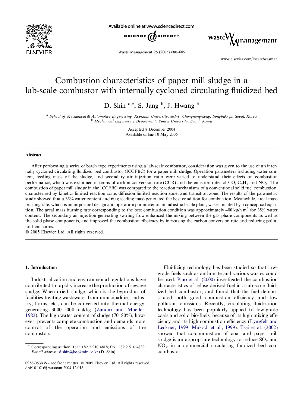 Combustion characteristics of paper mill sludge in a lab-scale combustor with internally cycloned circulating fluidized bed