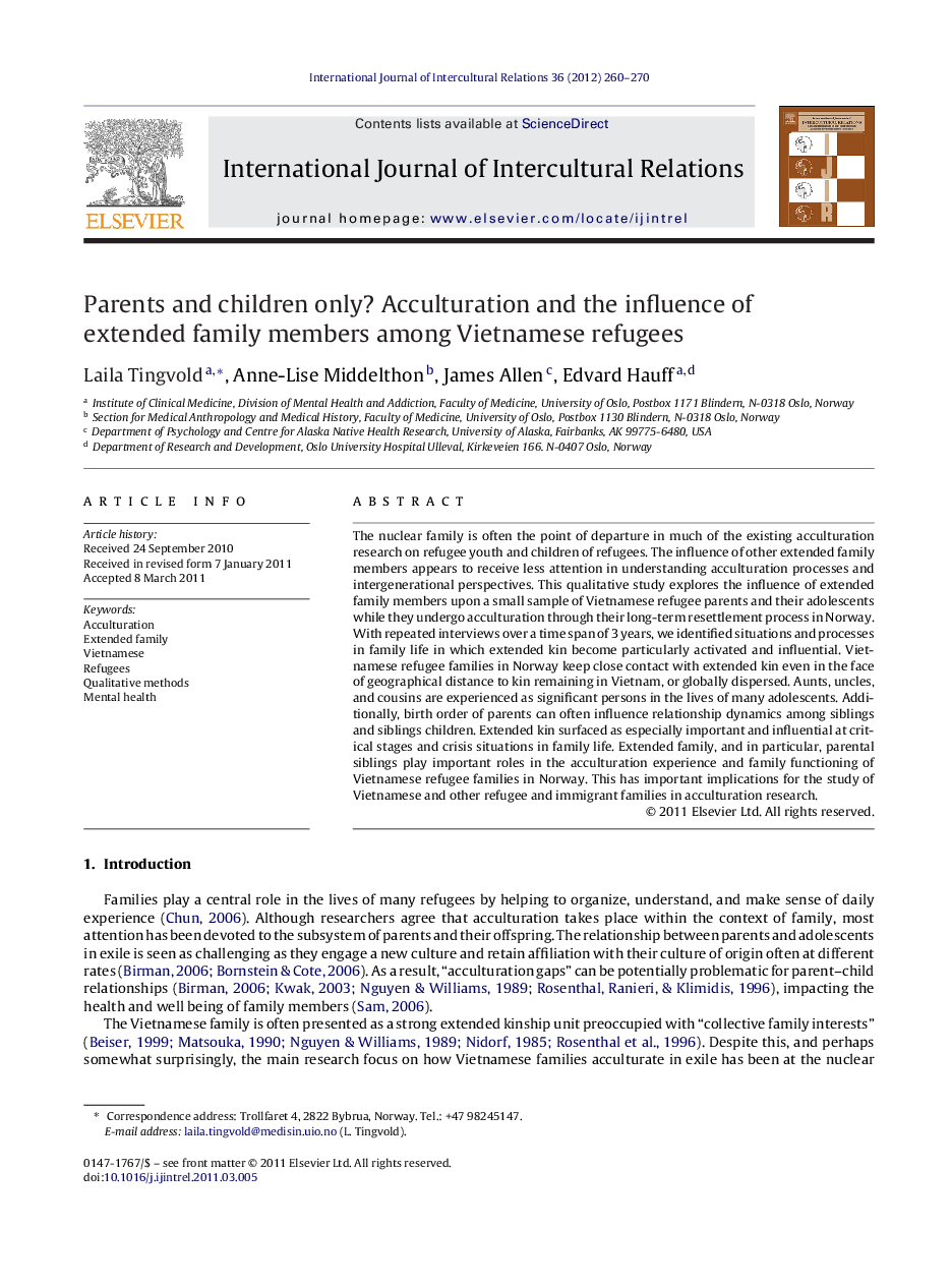 Parents and children only? Acculturation and the influence of extended family members among Vietnamese refugees