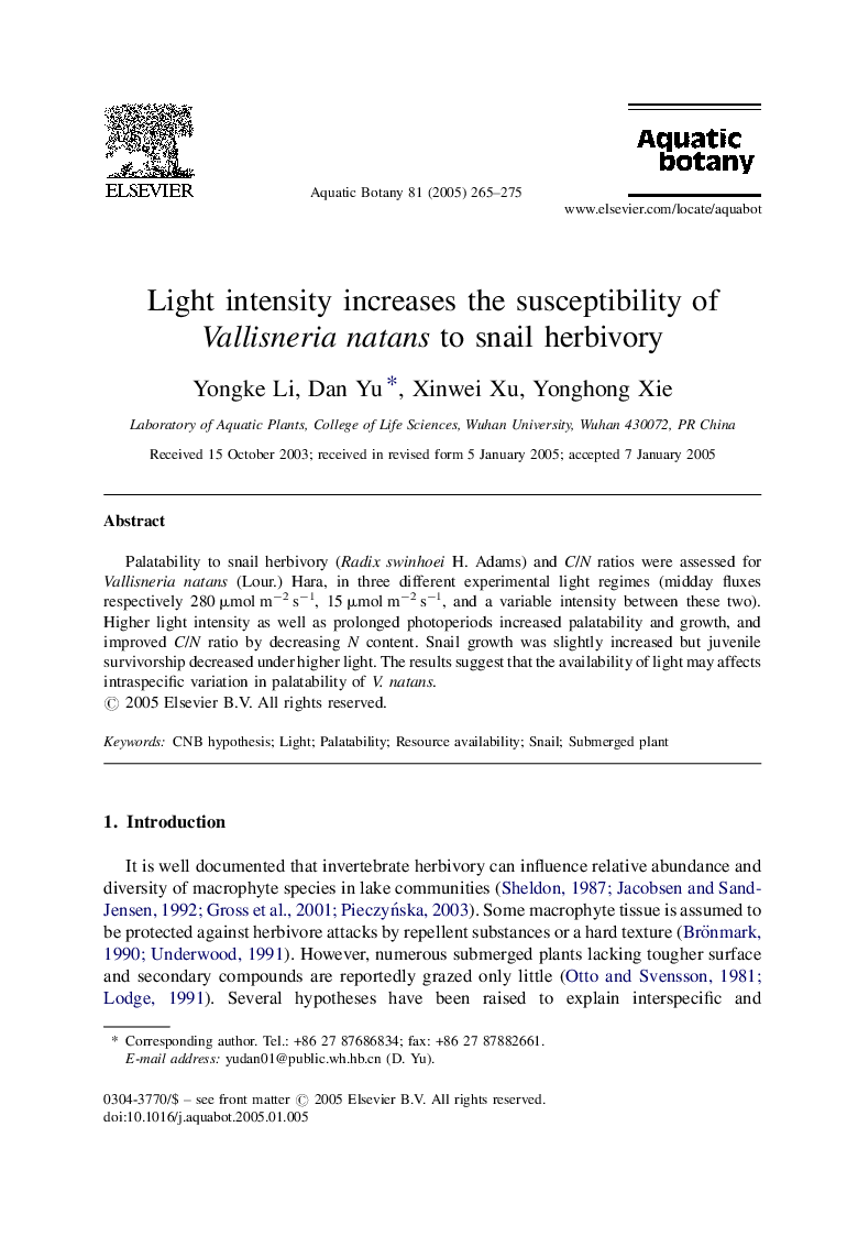 Light intensity increases the susceptibility of Vallisneria natans to snail herbivory