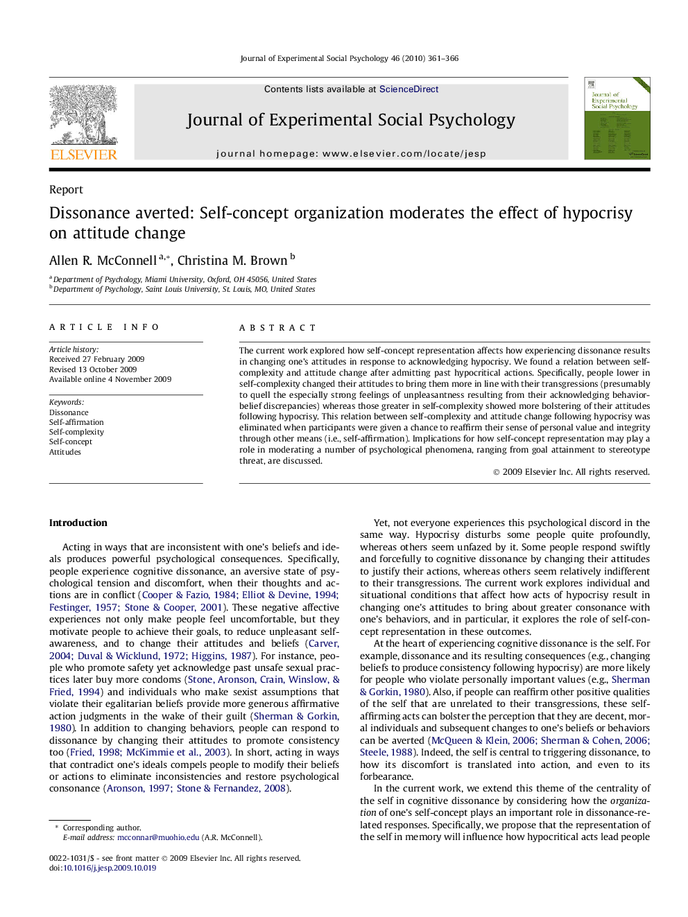 Dissonance averted: Self-concept organization moderates the effect of hypocrisy on attitude change