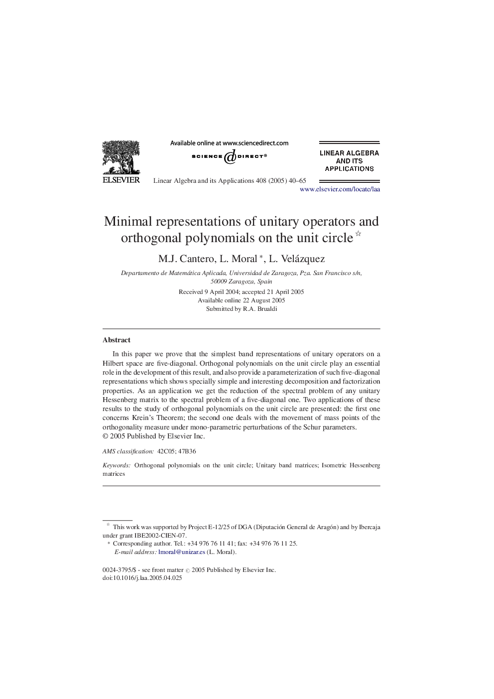 Minimal representations of unitary operators and orthogonal polynomials on the unit circle