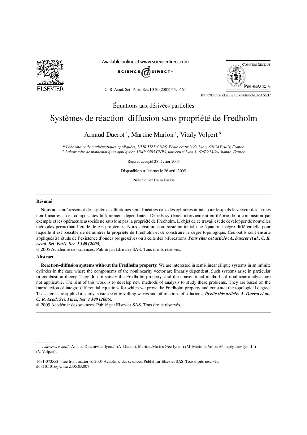 SystÃ¨mes de réaction-diffusion sans propriété de Fredholm