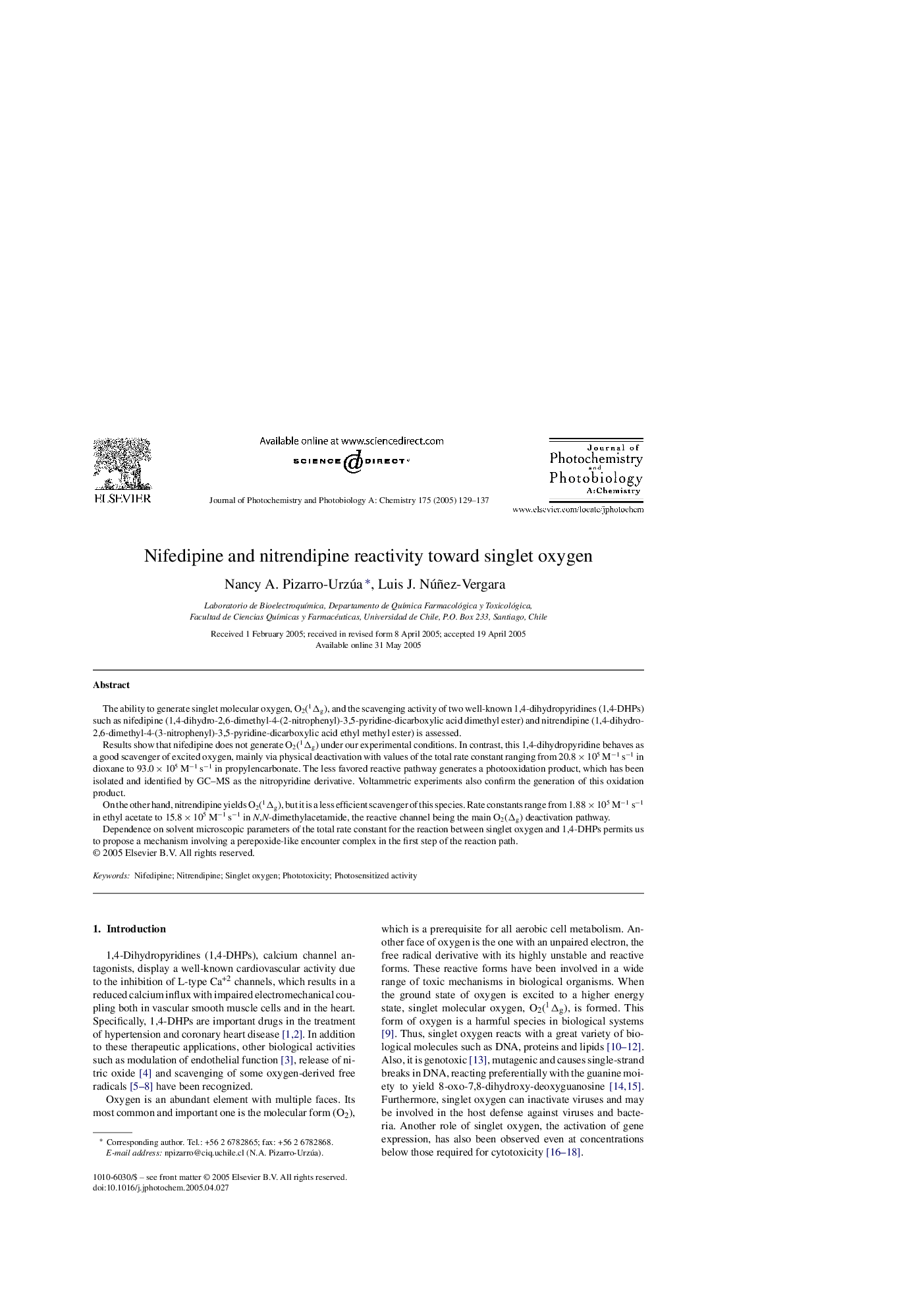 Nifedipine and nitrendipine reactivity toward singlet oxygen