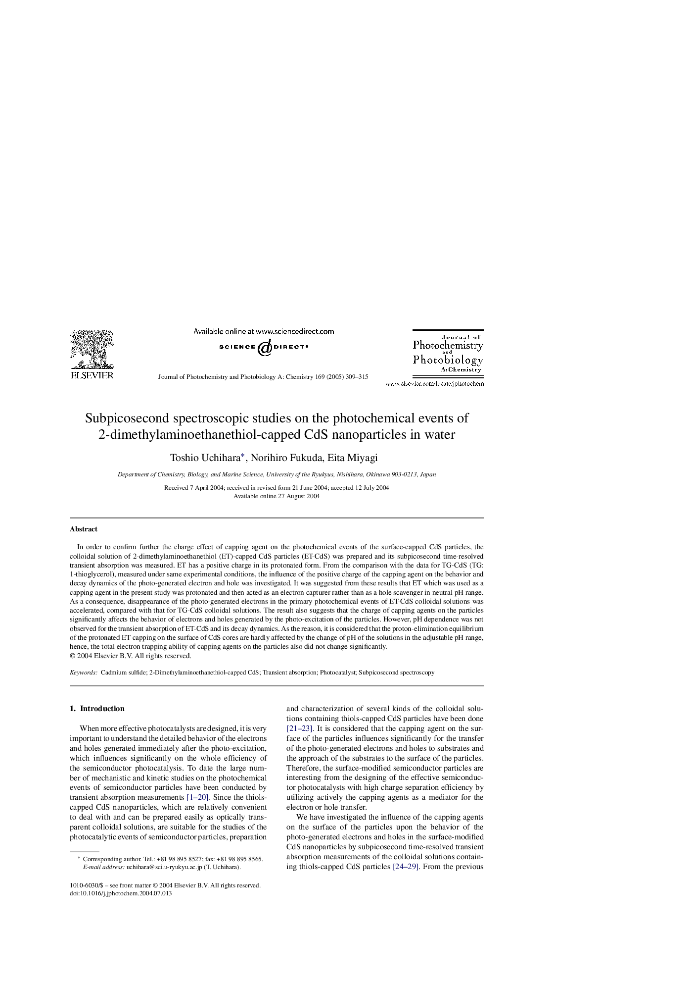 Subpicosecond spectroscopic studies on the photochemical events of 2-dimethylaminoethanethiol-capped CdS nanoparticles in water