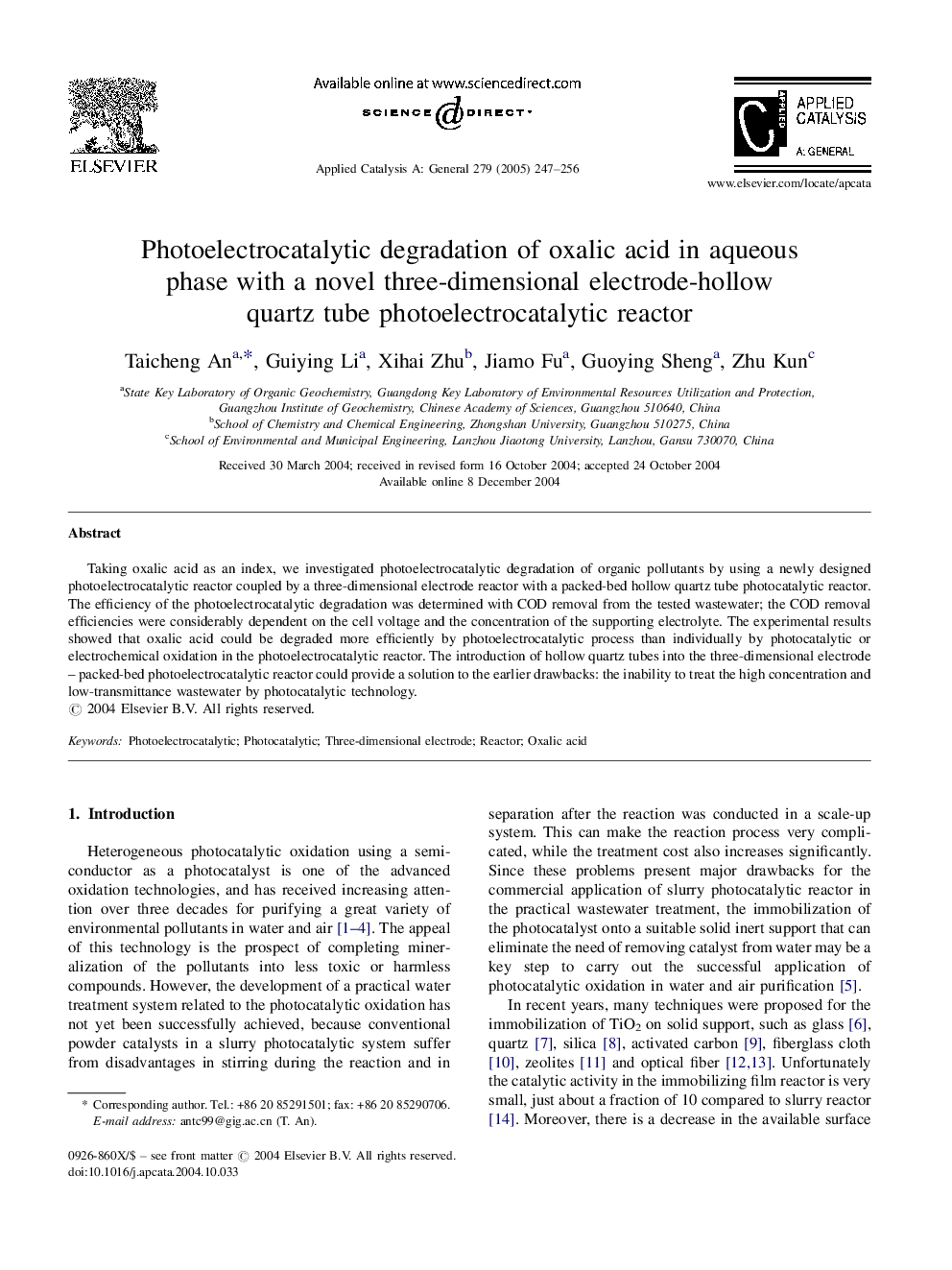 Photoelectrocatalytic degradation of oxalic acid in aqueous phase with a novel three-dimensional electrode-hollow quartz tube photoelectrocatalytic reactor