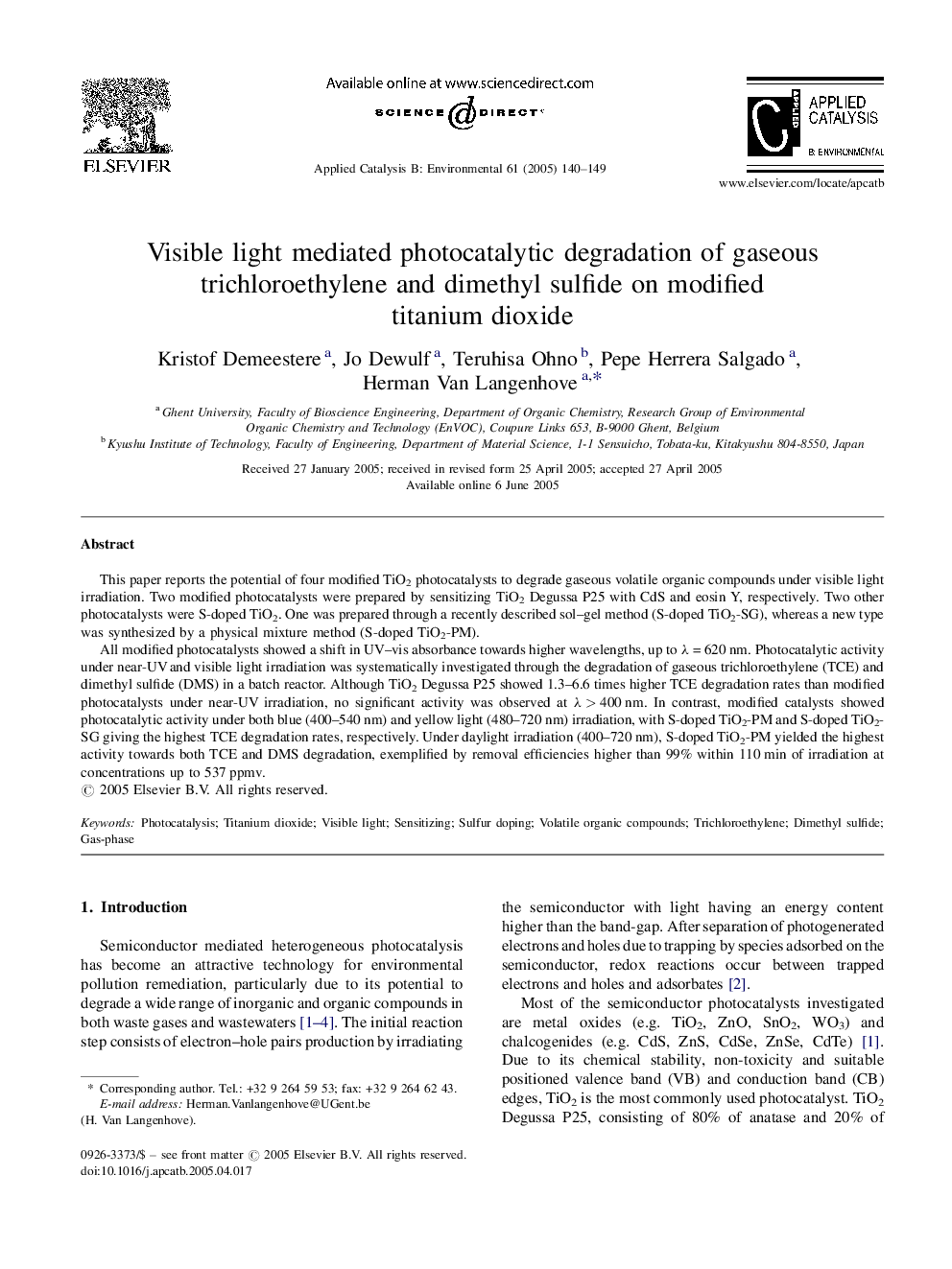 Visible light mediated photocatalytic degradation of gaseous trichloroethylene and dimethyl sulfide on modified titanium dioxide