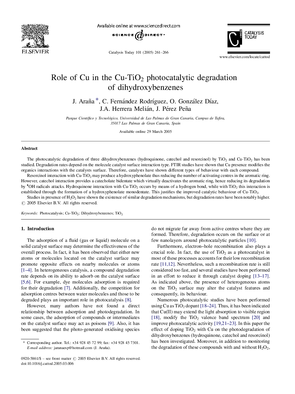 Role of Cu in the Cu-TiO2 photocatalytic degradation of dihydroxybenzenes