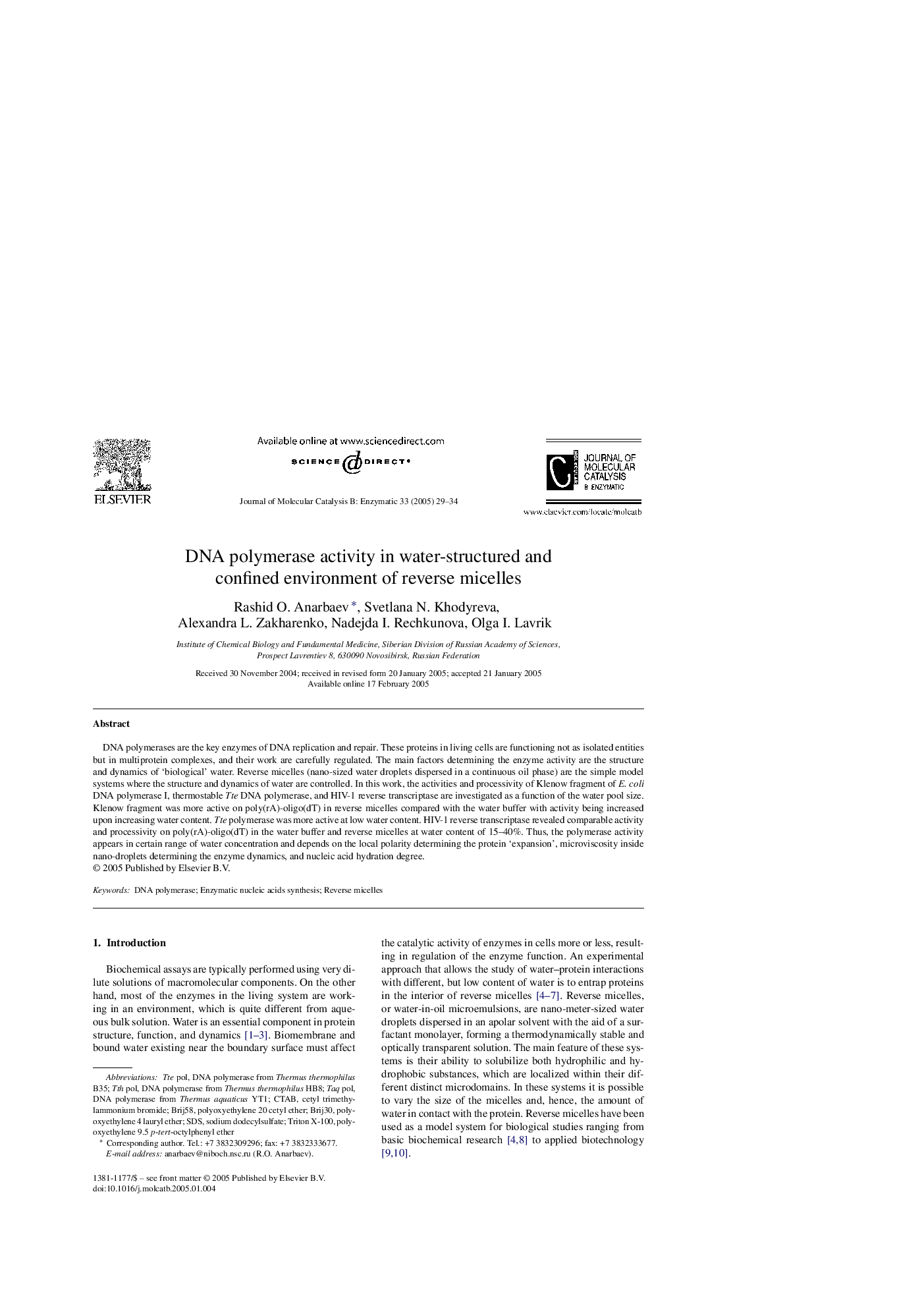 DNA polymerase activity in water-structured and confined environment of reverse micelles