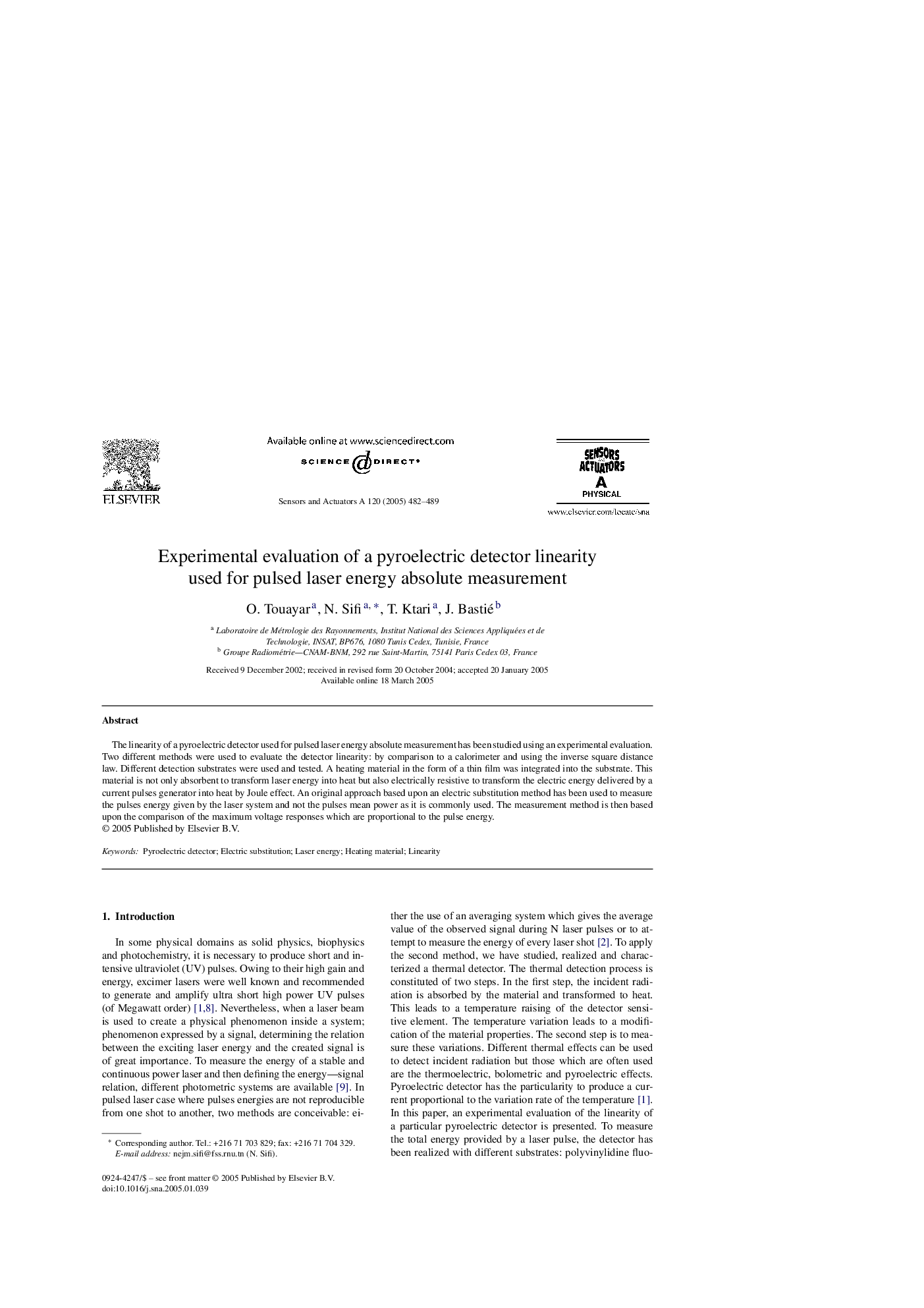 Experimental evaluation of a pyroelectric detector linearity used for pulsed laser energy absolute measurement