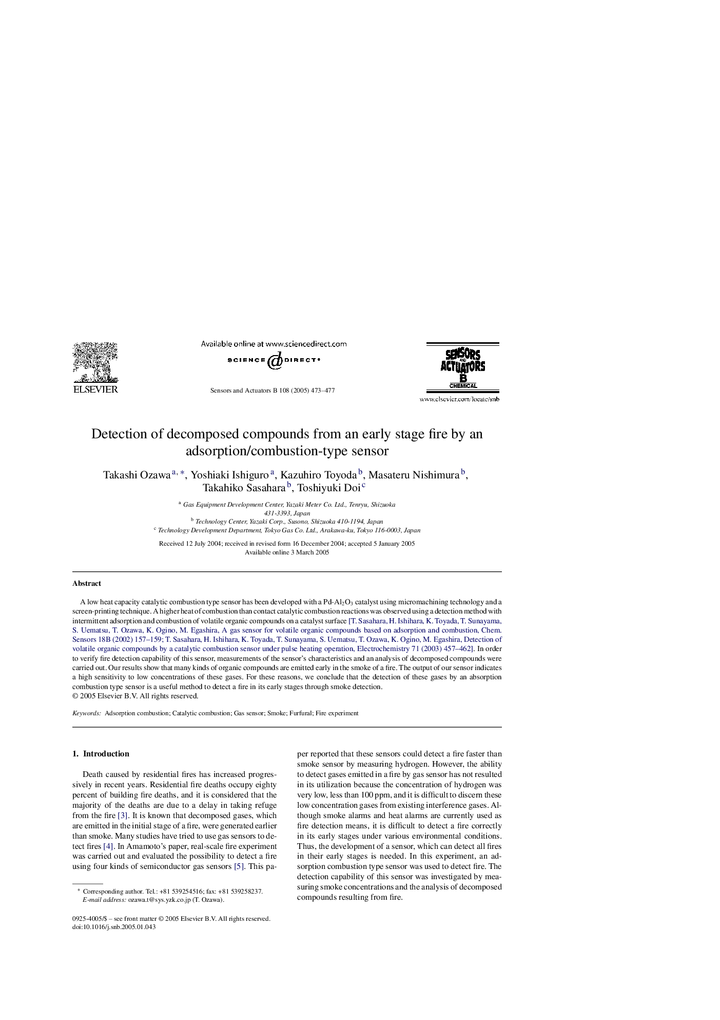 Detection of decomposed compounds from an early stage fire by an adsorption/combustion-type sensor