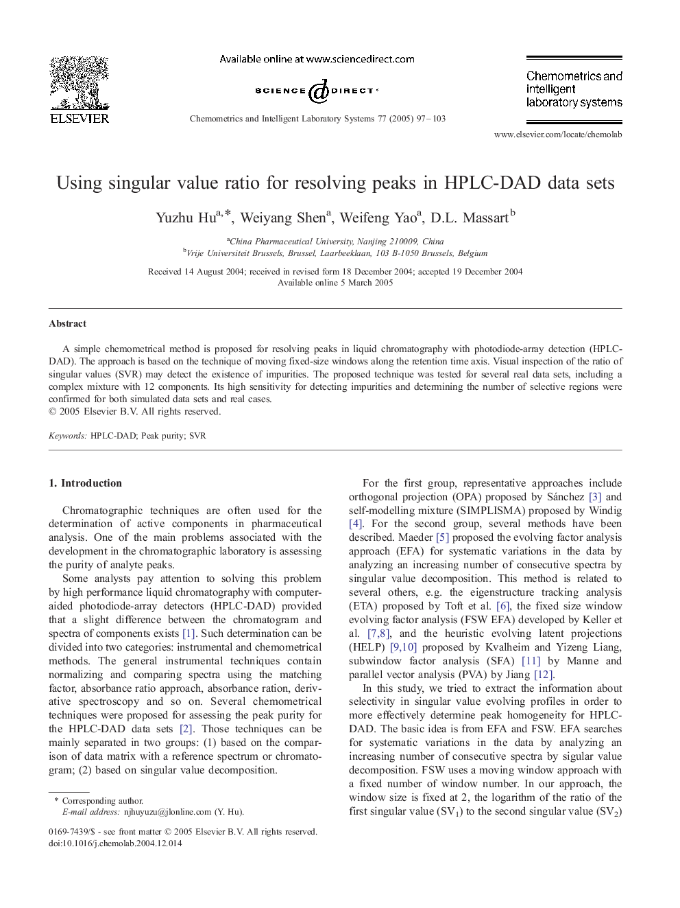 Using singular value ratio for resolving peaks in HPLC-DAD data sets