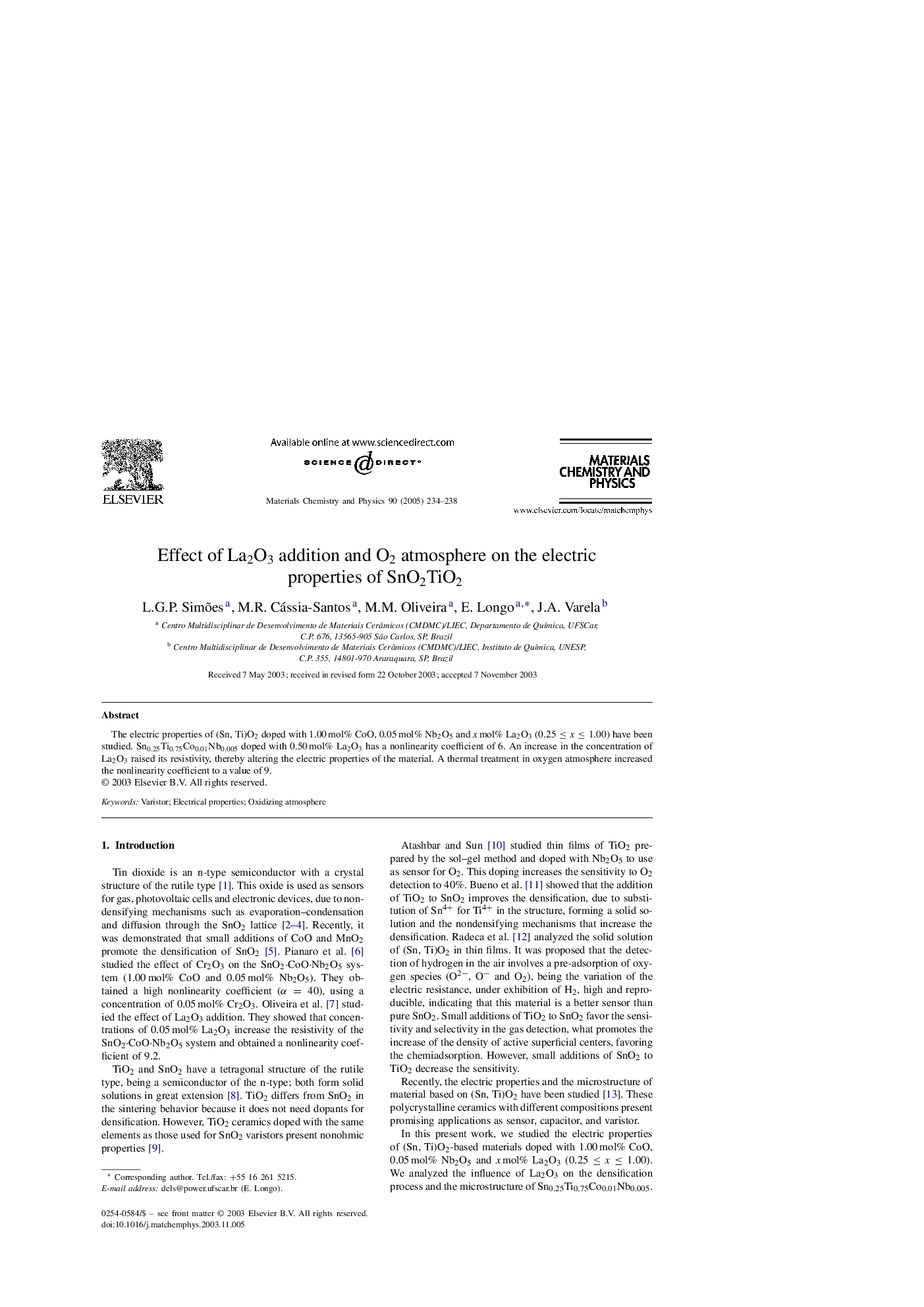 Effect of La2O3 addition and O2 atmosphere on the electric properties of SnO2TiO2