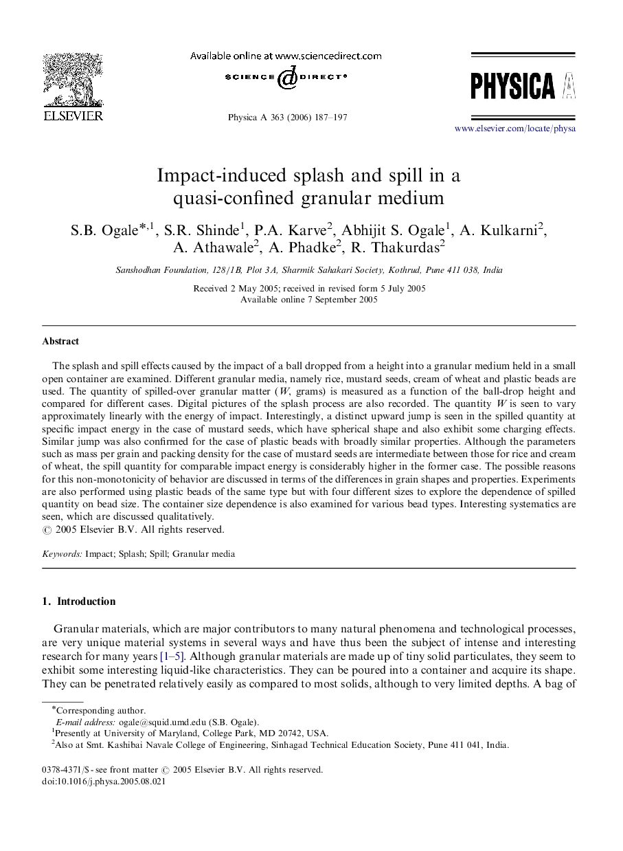 Impact-induced splash and spill in a quasi-confined granular medium