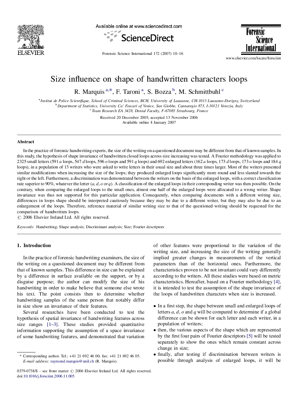 Size influence on shape of handwritten characters loops