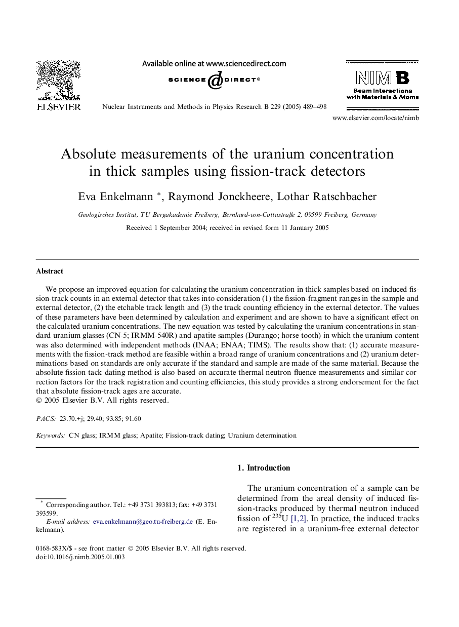 Absolute measurements of the uranium concentration in thick samples using fission-track detectors