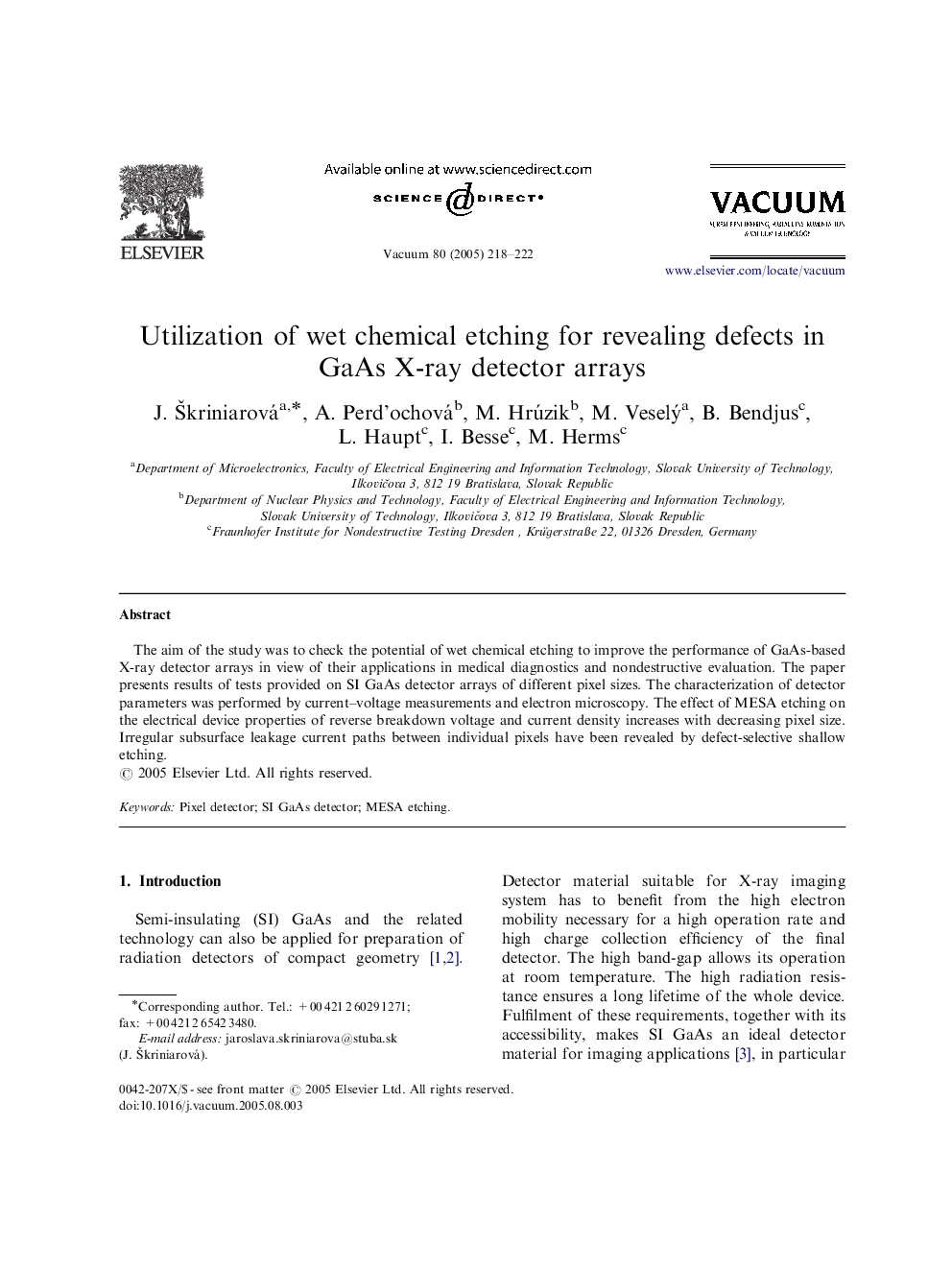 Utilization of wet chemical etching for revealing defects in GaAs X-ray detector arrays