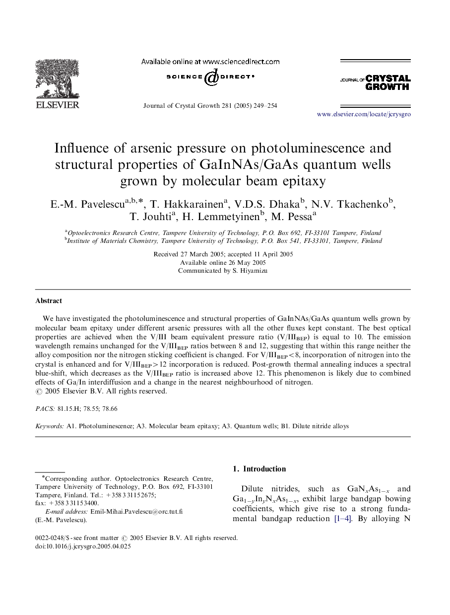 Influence of arsenic pressure on photoluminescence and structural properties of GaInNAs/GaAs quantum wells grown by molecular beam epitaxy