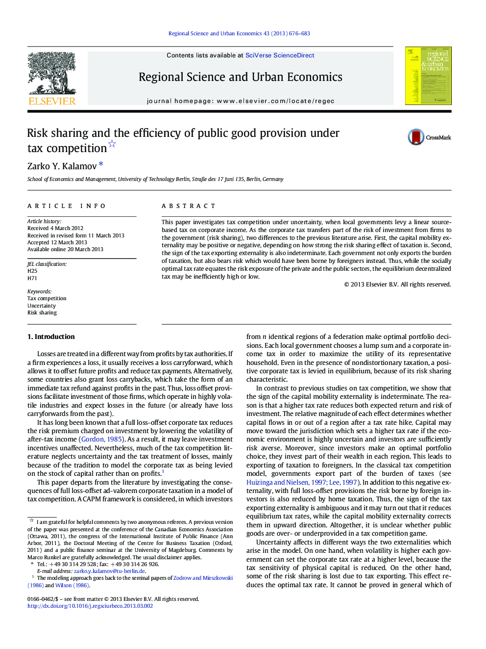 Risk sharing and the efficiency of public good provision under tax competition 